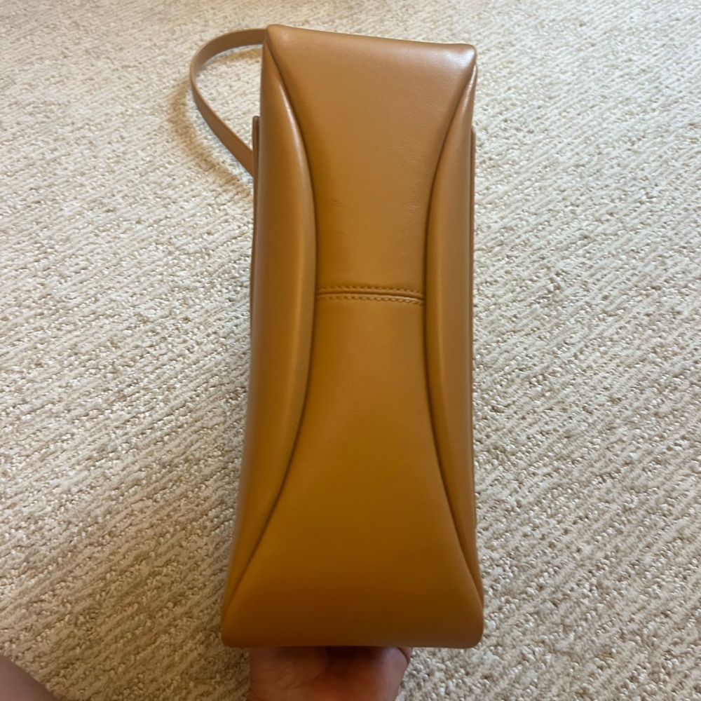 Kate Spade Smooth Tan Leather Shoulder Bag - Picture 6 of 11